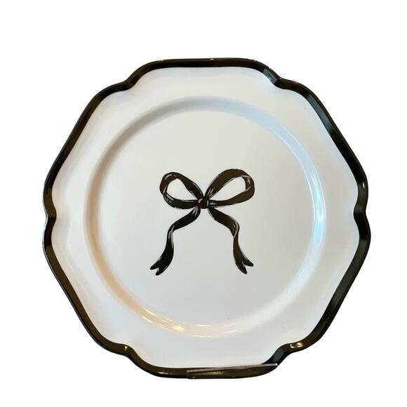 Shabby Chic Black Bow Melamine Salad Plates 8.5in Set of 4 White New - Picture 1 of 10